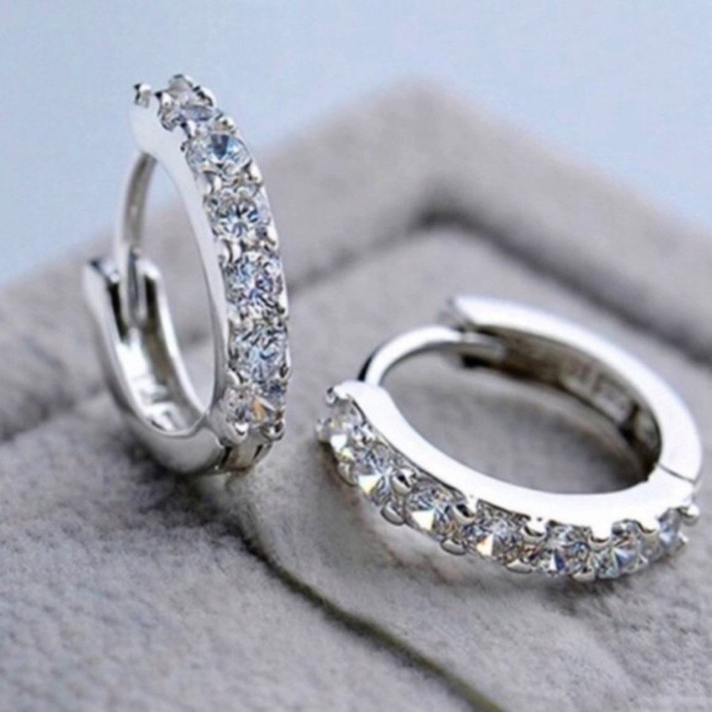 NEW 925 STERLING SILVER DIAMOND HOOP EARRINGS